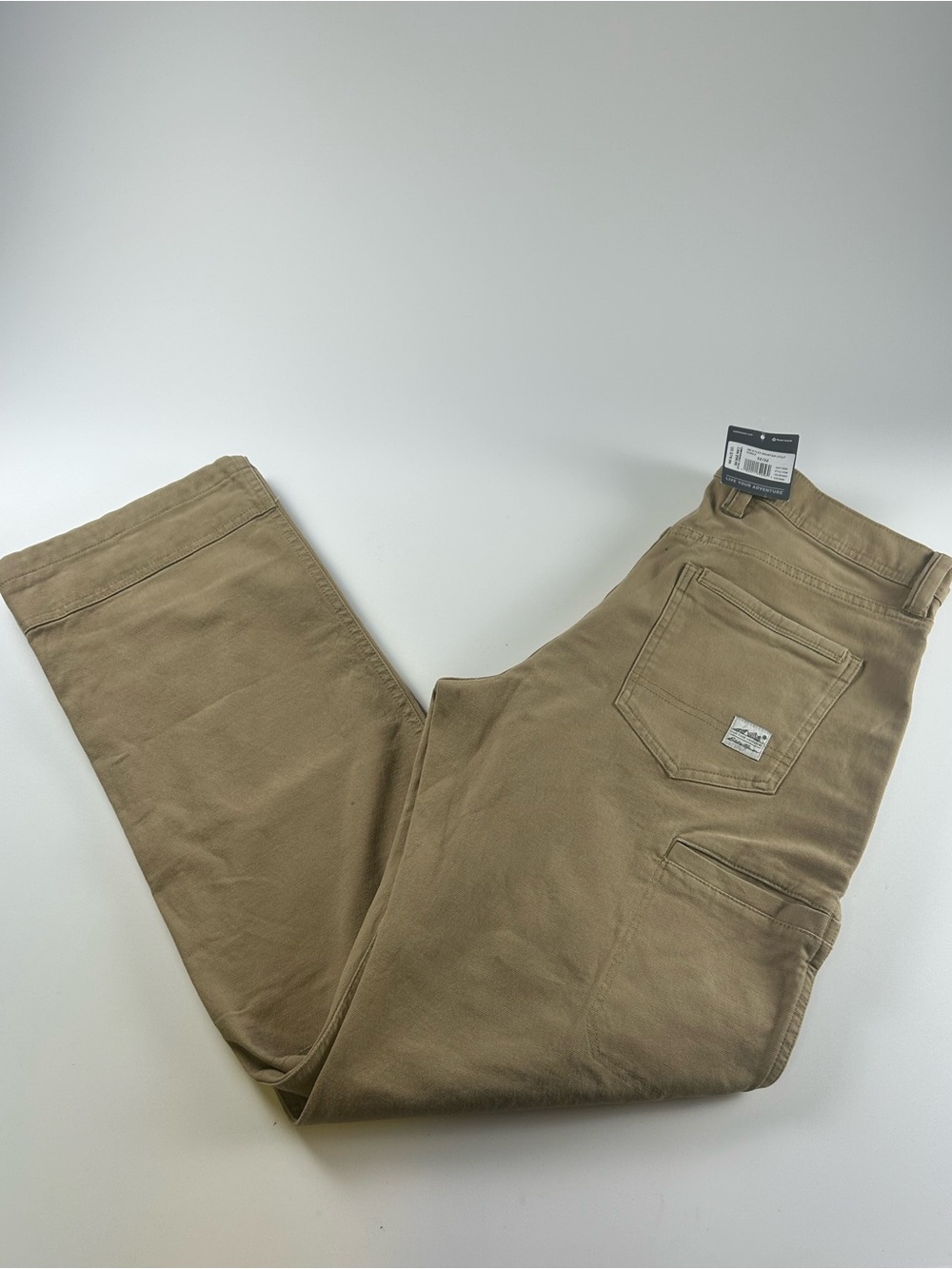 Eddie Bauer Men’s SZ 32x32 Flex Mountain Utility Saddle Tan Relaxed Pants NWT